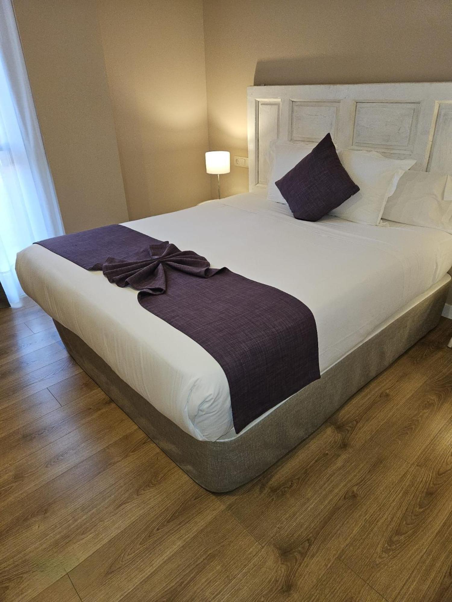 Dauria Suites Ha Soria Kültér fotó